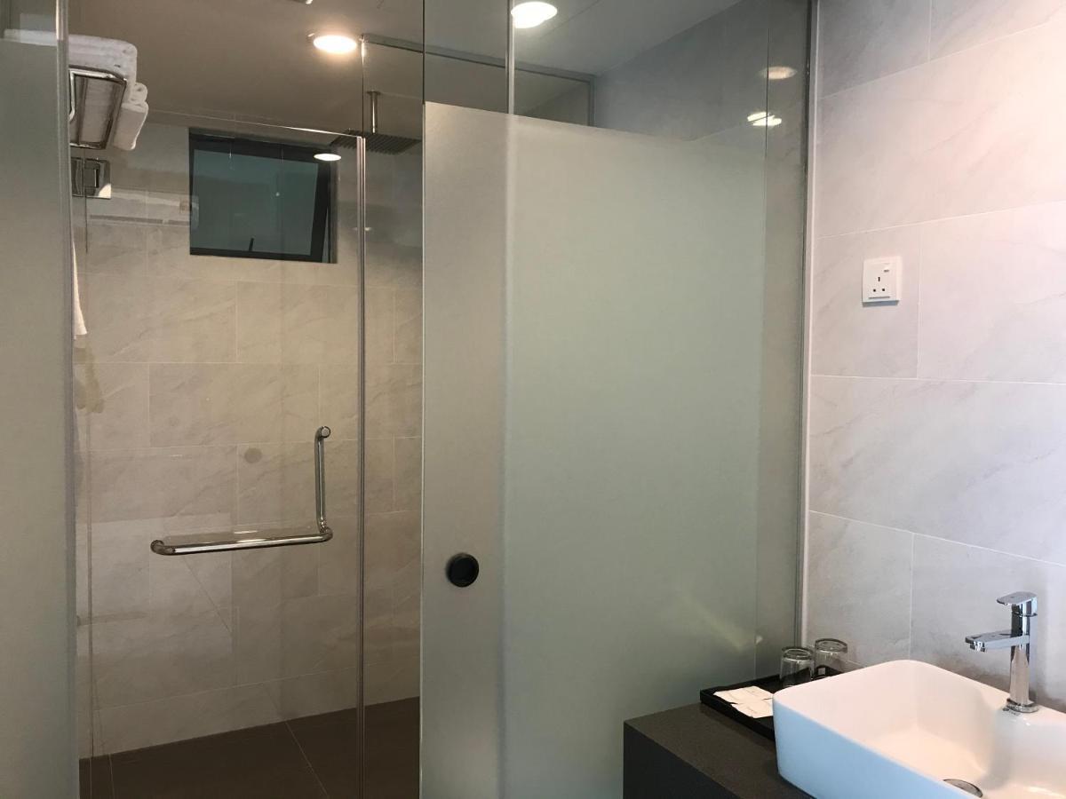 Dandelion Inn Симпанг Пулай Екстериор снимка