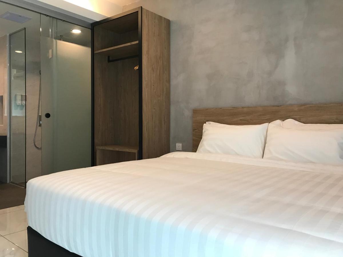 Dandelion Inn Симпанг Пулай Екстериор снимка
