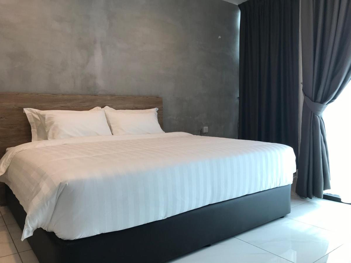Dandelion Inn Симпанг Пулай Екстериор снимка