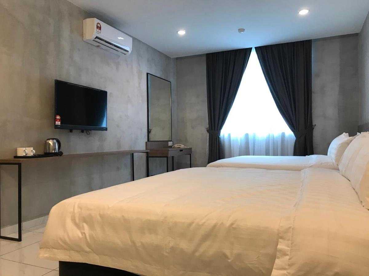 Dandelion Inn Симпанг Пулай Екстериор снимка