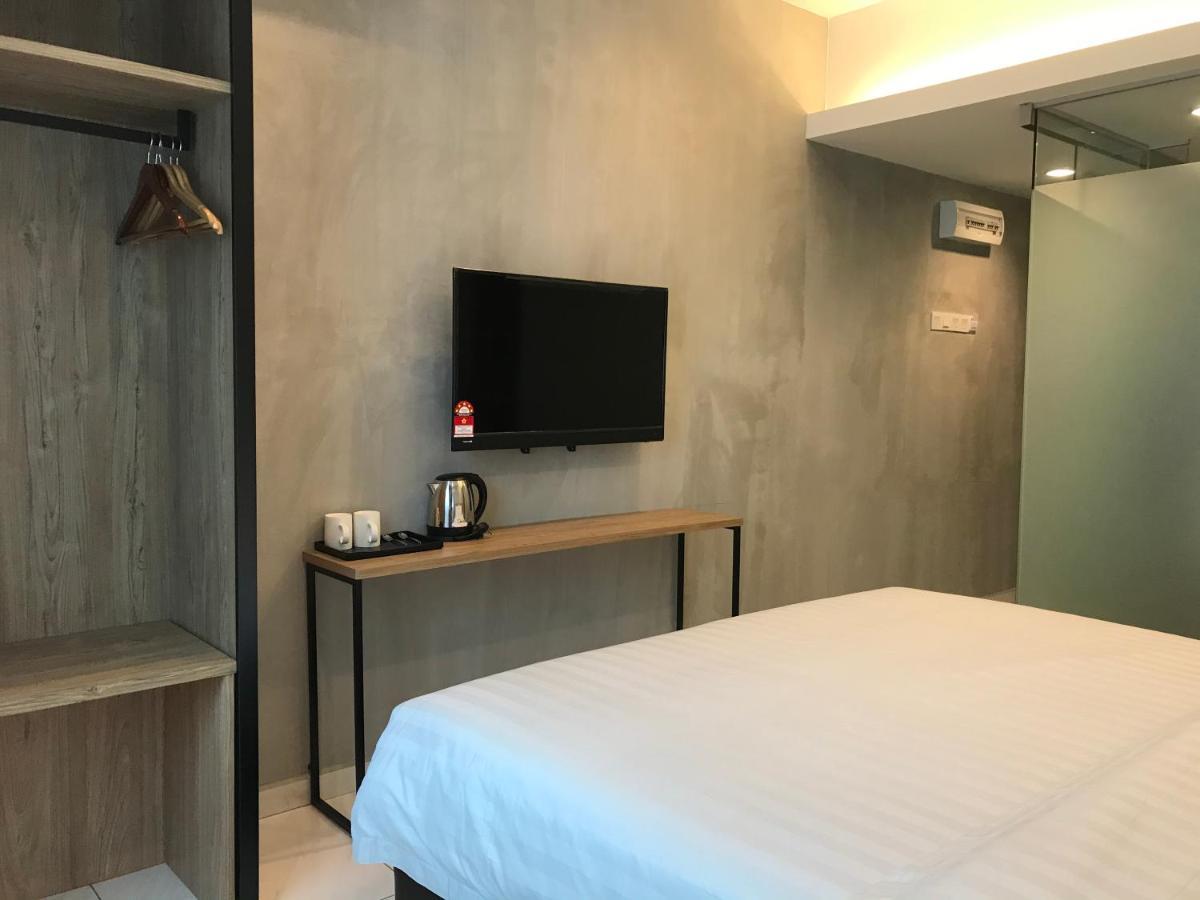 Dandelion Inn Симпанг Пулай Екстериор снимка
