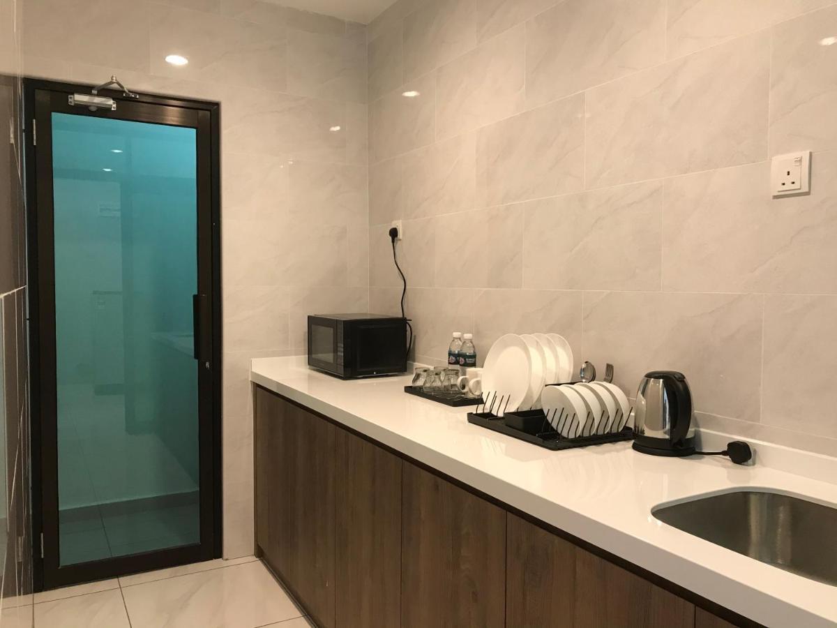 Dandelion Inn Симпанг Пулай Екстериор снимка