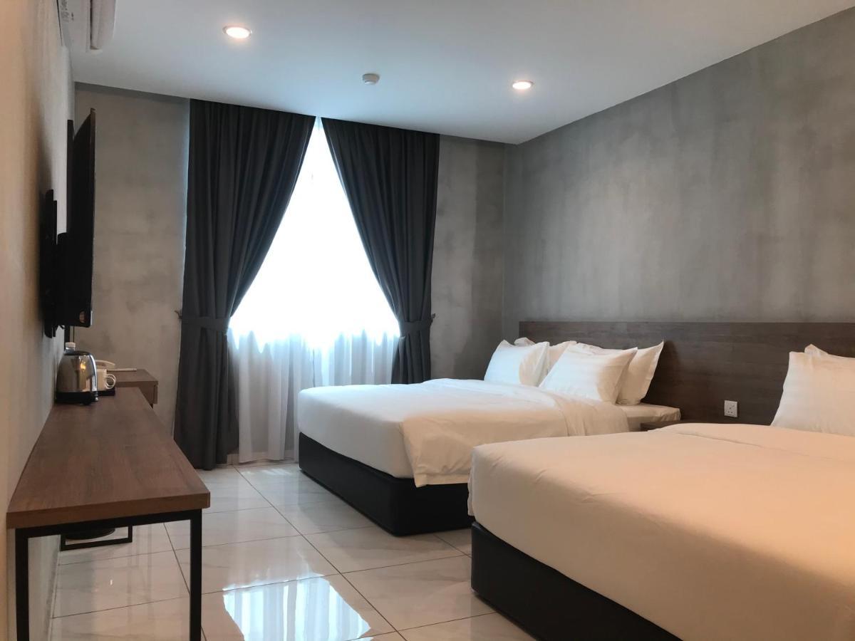 Dandelion Inn Симпанг Пулай Екстериор снимка