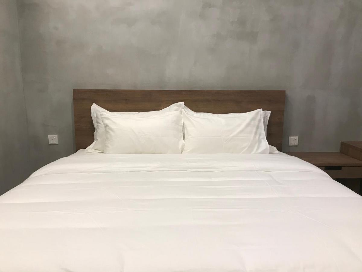 Dandelion Inn Симпанг Пулай Екстериор снимка